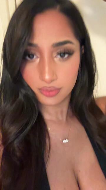 @🎀riya🎀