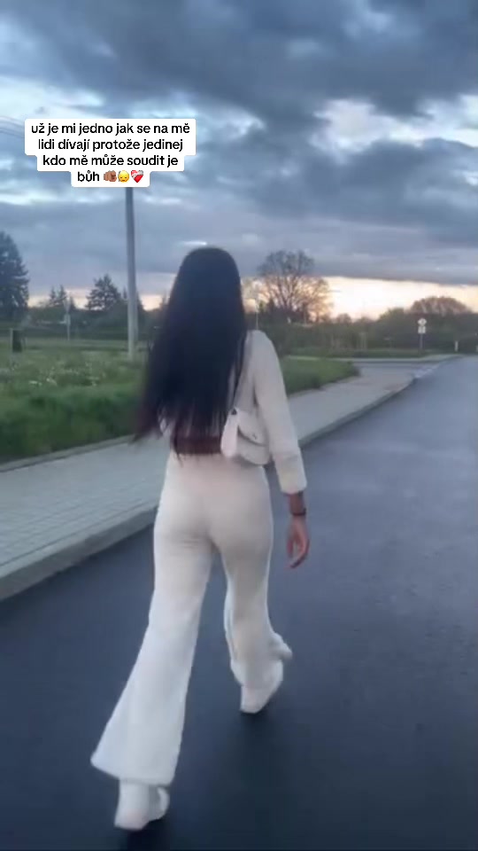 @𝒩𝒶𝓃𝓎𝓃𝒶$𝒩𝒶𝓉𝒶𝓁