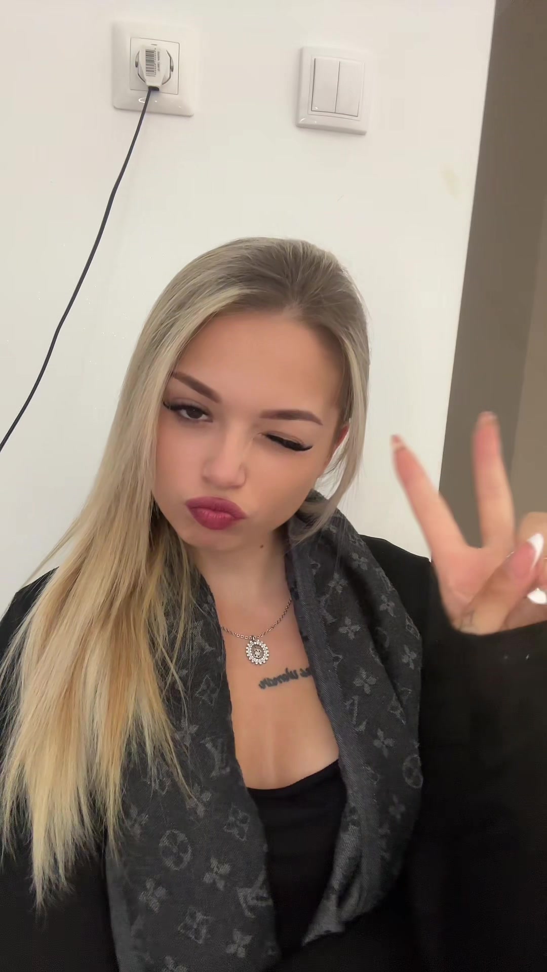 @𝐈𝐛𝐨𝐥𝐲𝐚 🐆