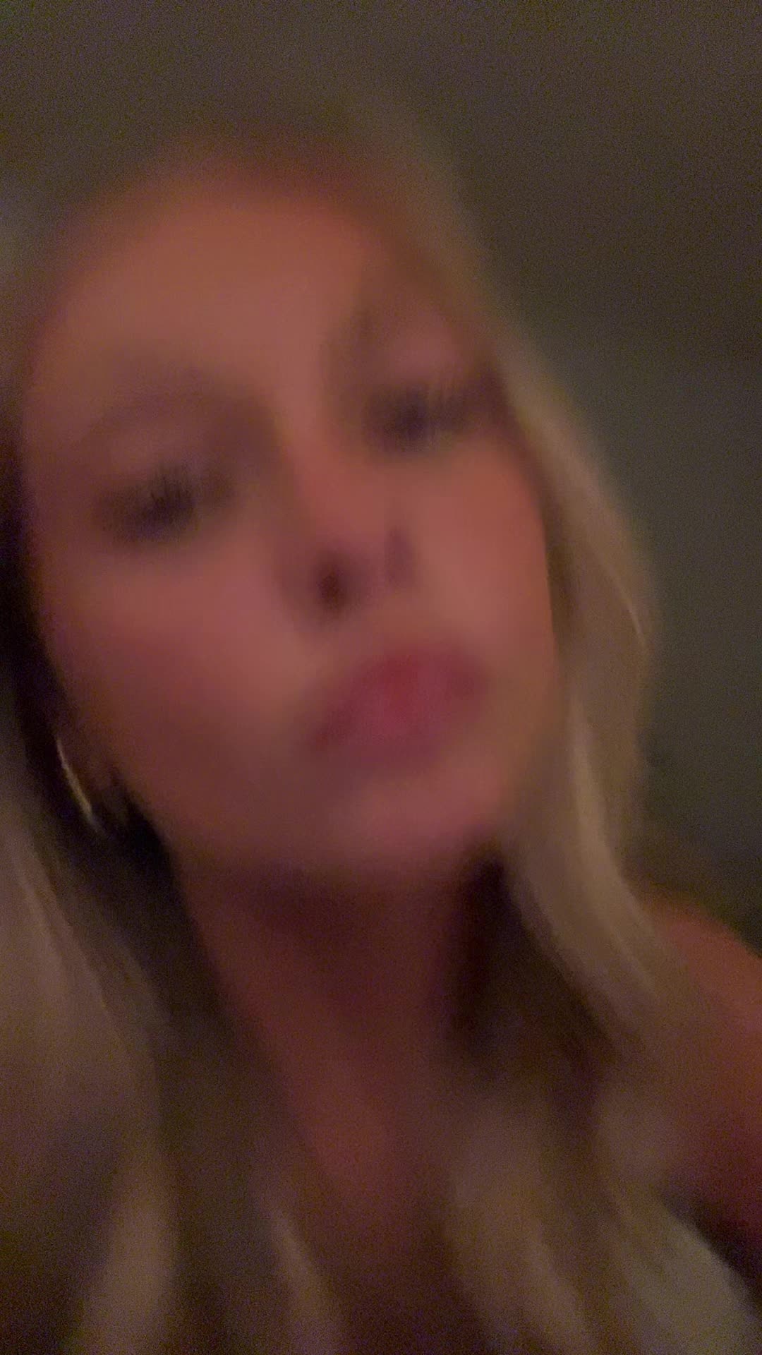@ur mom