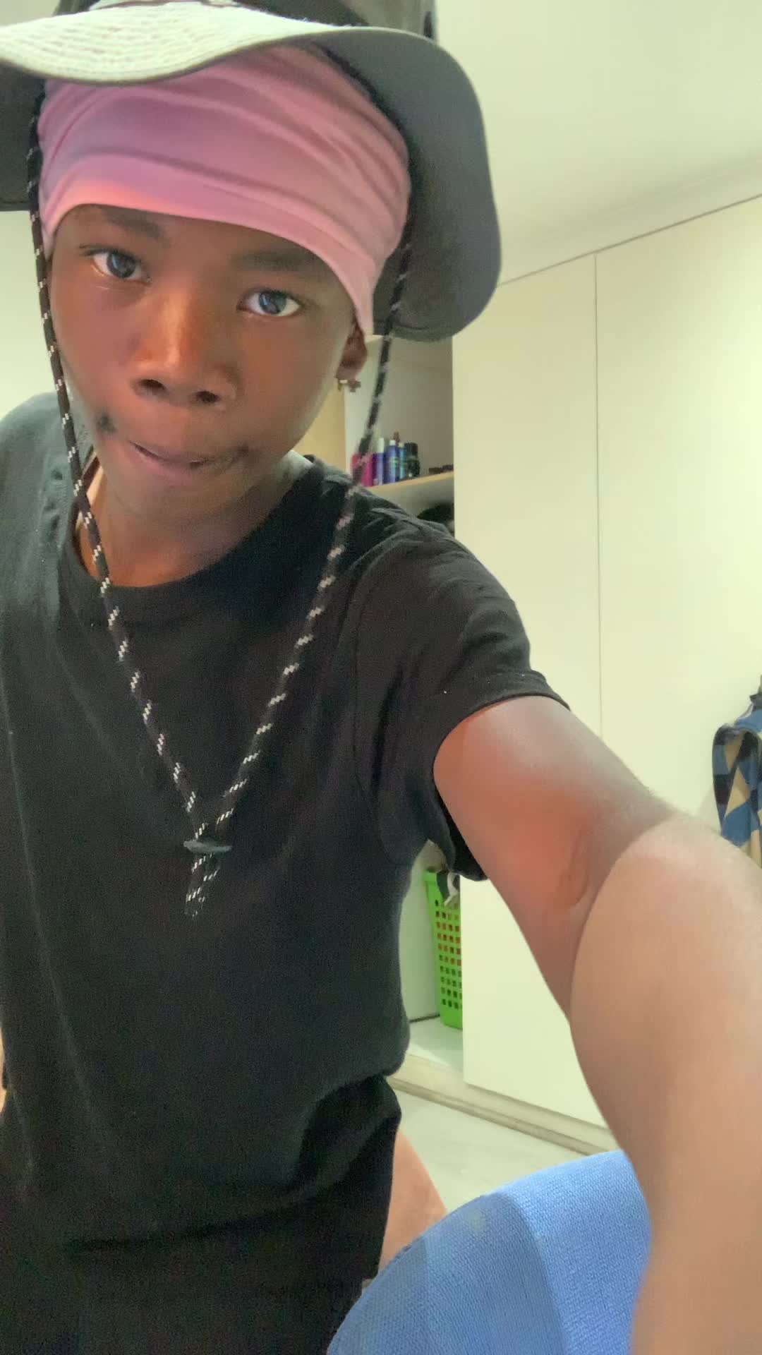 @Freakyclown