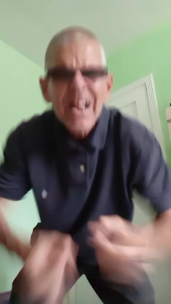 @_el_abuelo_del_trap_oficial_