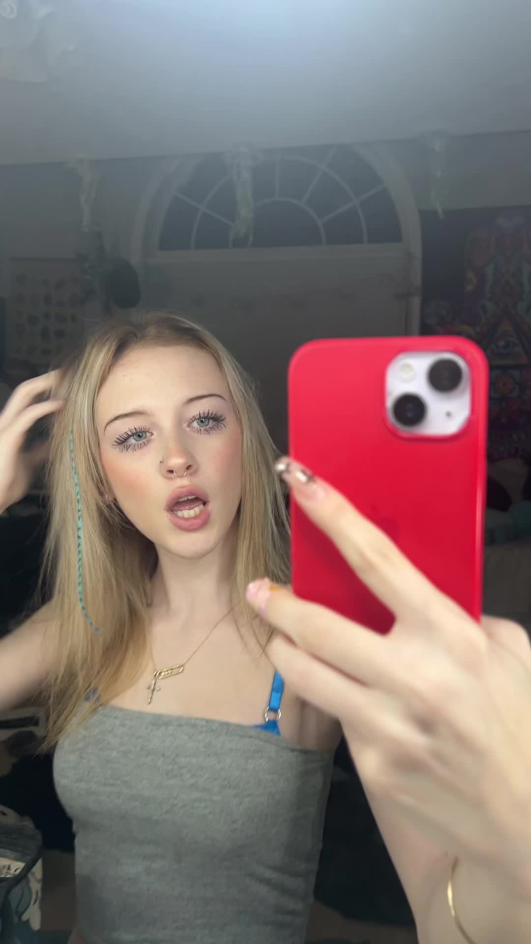 @liliana ୨୧