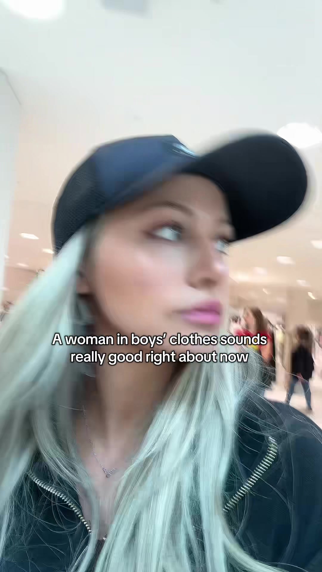 @Lisa J Evans sapphic author ⚢