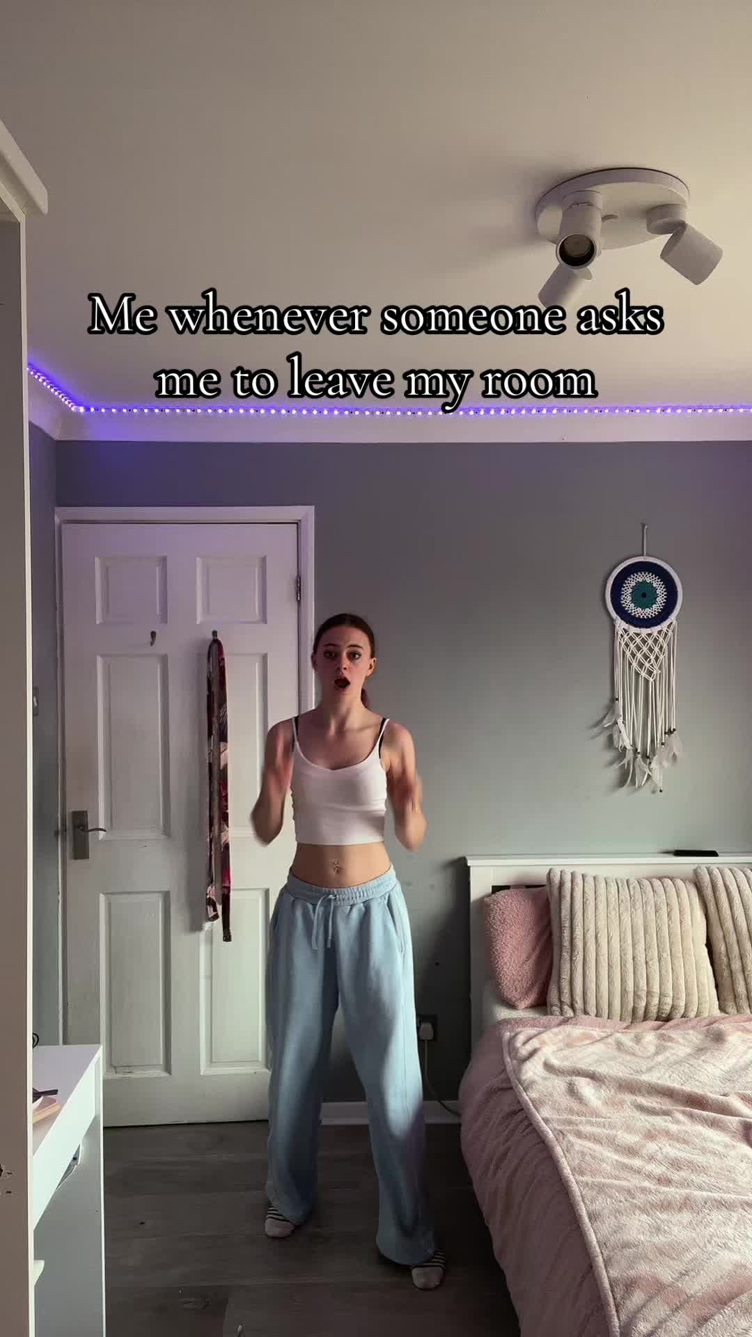 @𝓛𝓲𝓵𝔂 𝓪𝓷𝓷