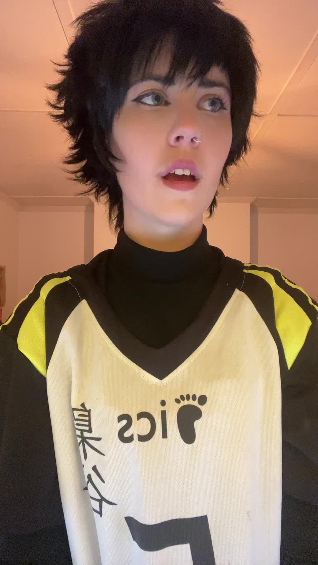 @🐊 AnxiousAcosplay🦈