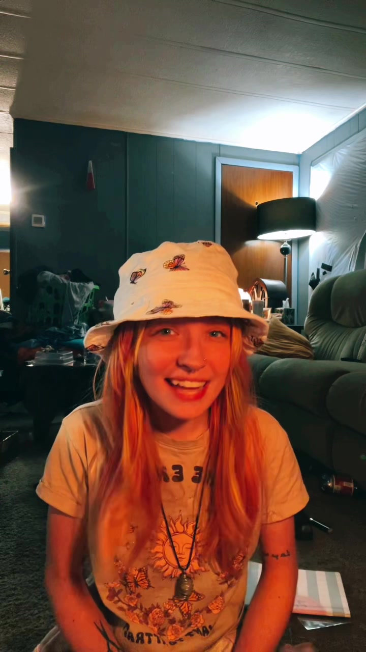 @alyx louise