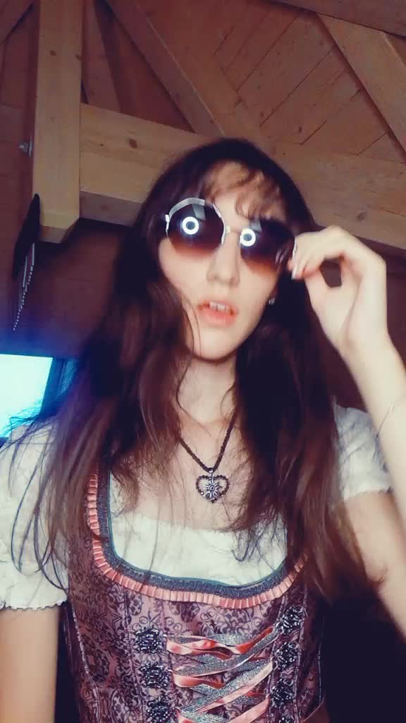 @Sof🖤🌸