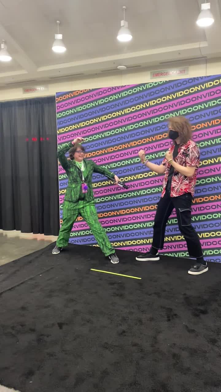 @Justnerdtrash