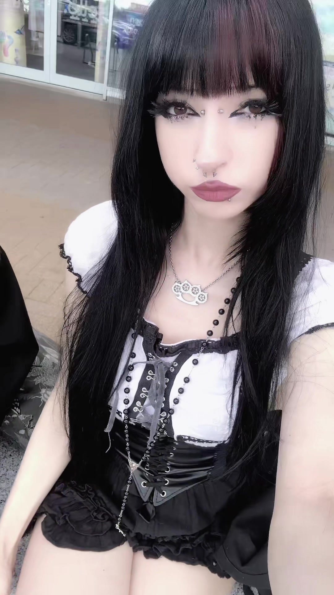 @valeoftears