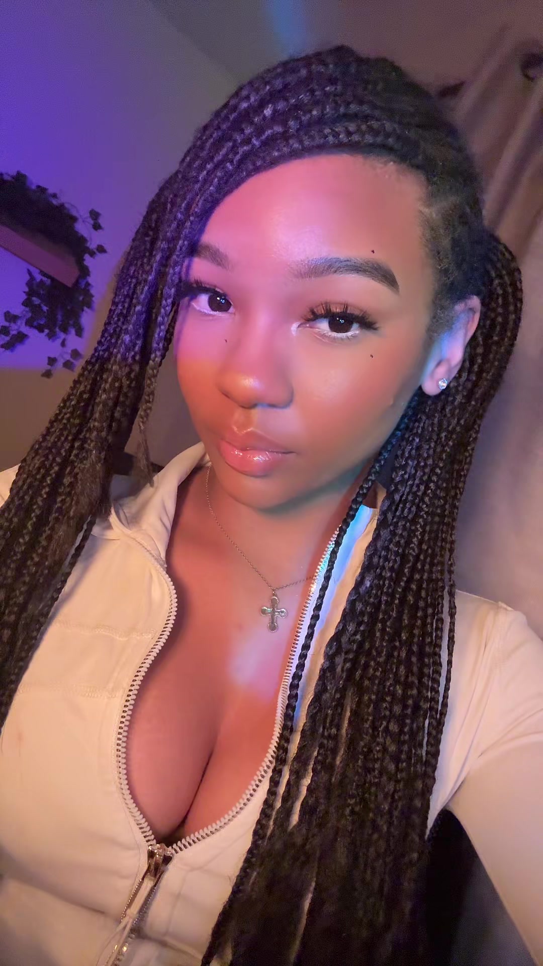 @Jussy 𖣂