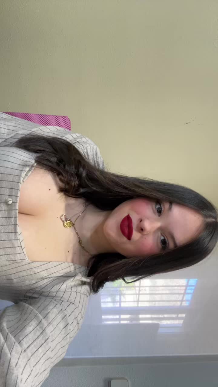 @Victoria 🖤