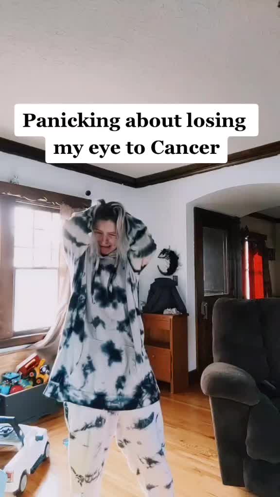 @EyeClops