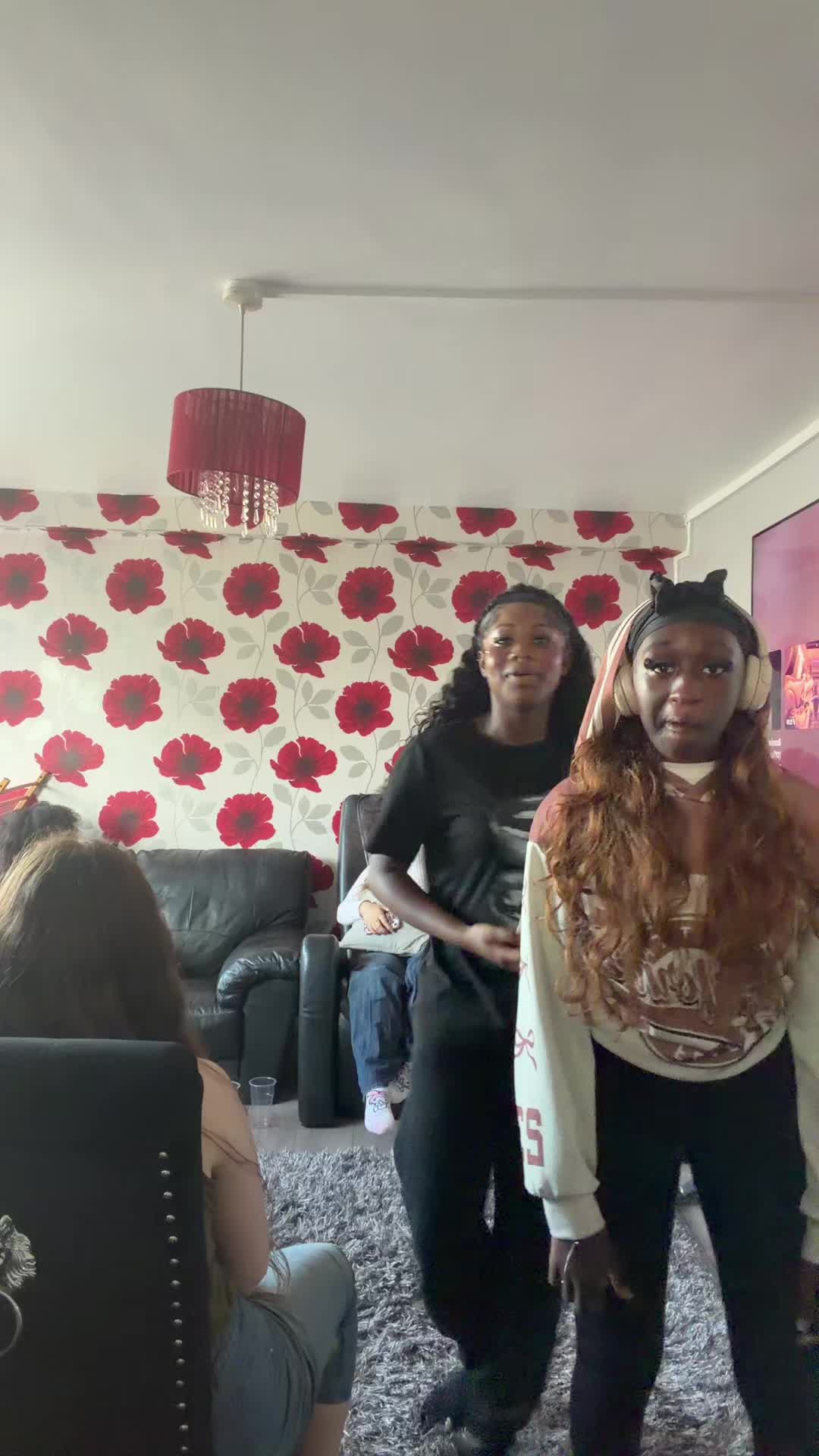 @t4y4⭐️