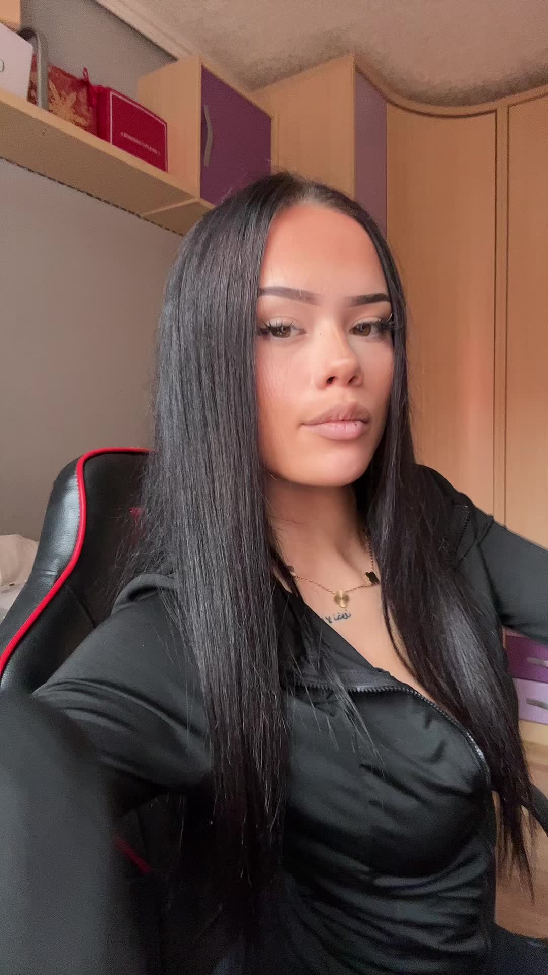 @🦇