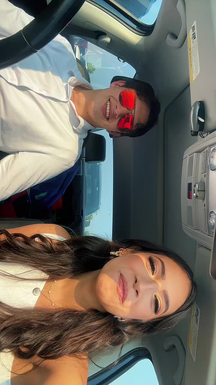 @Emiko☀️✝️🤍🌈