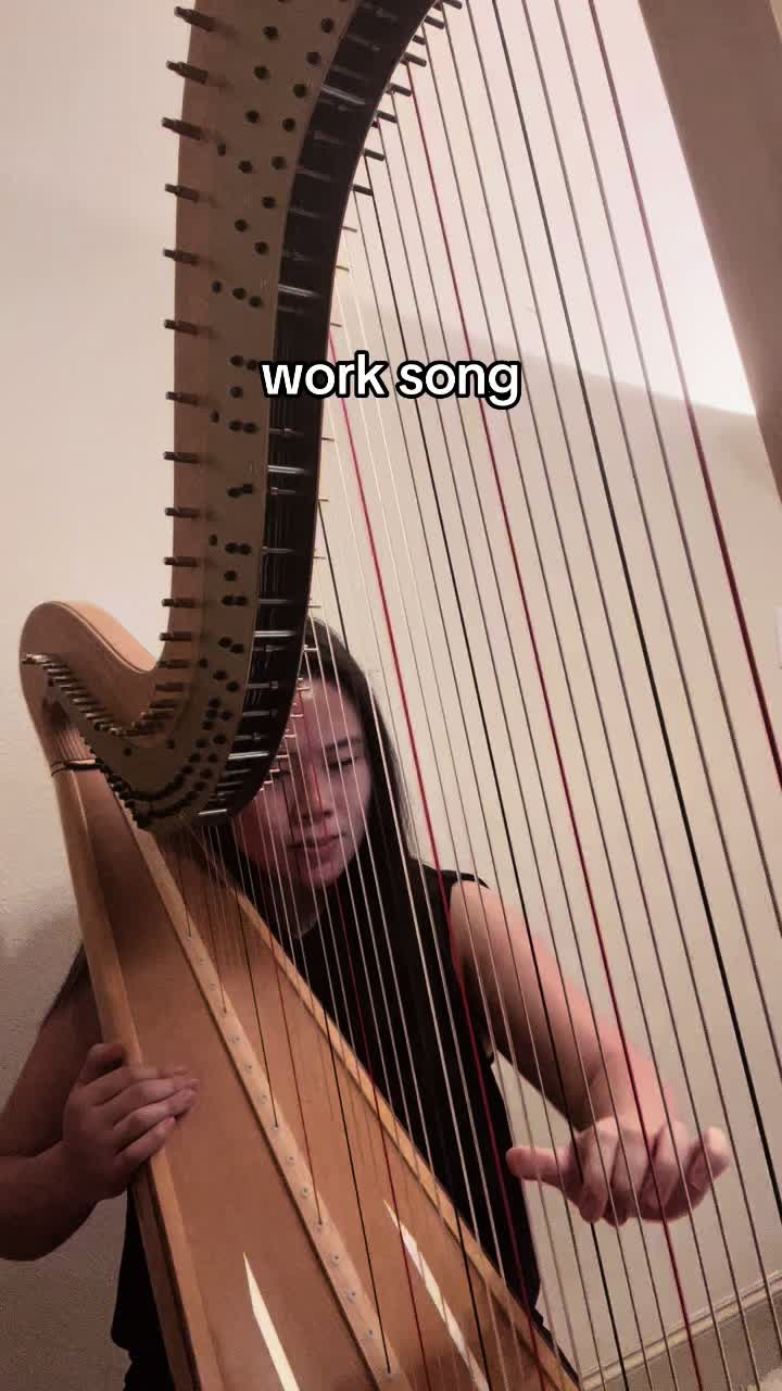 @kelseyshamharp