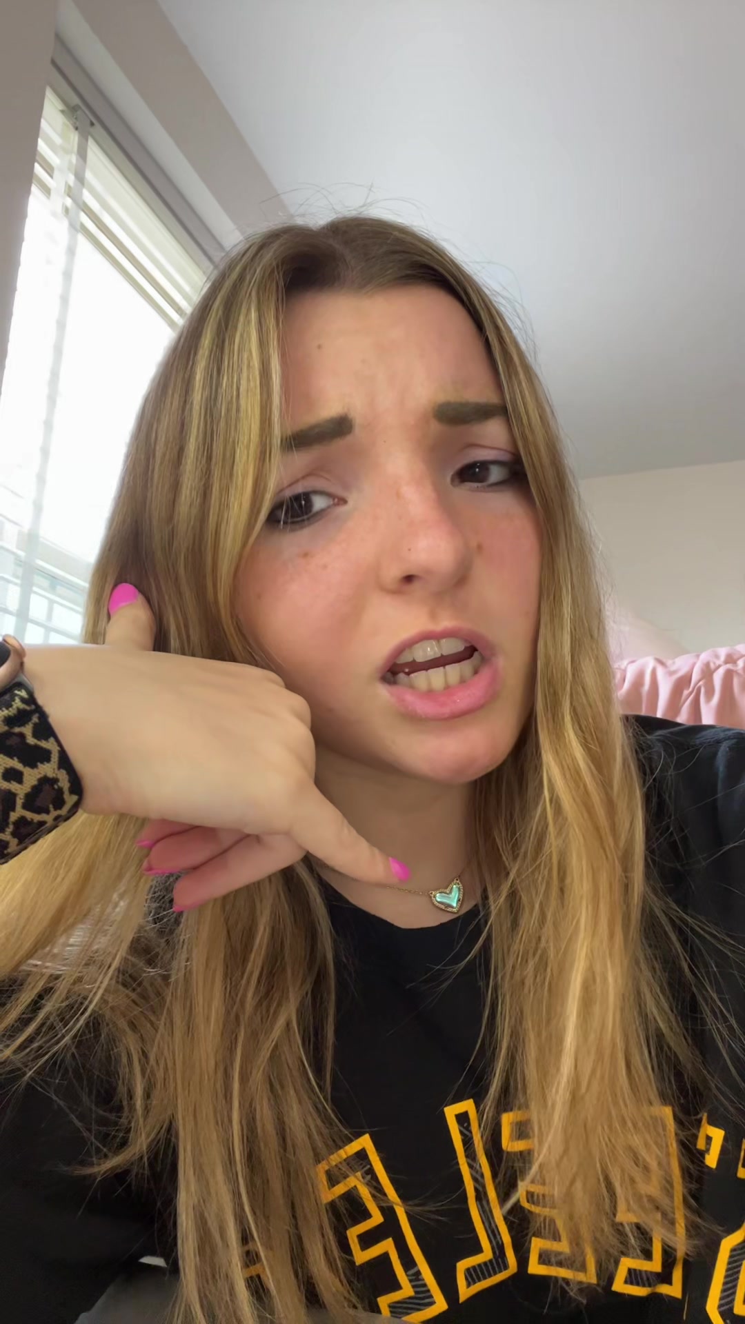 @ariana