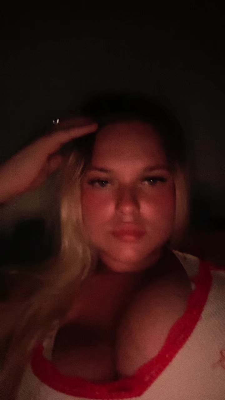@Amielouise18