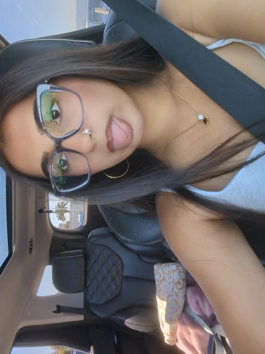 @naanyabiznesss