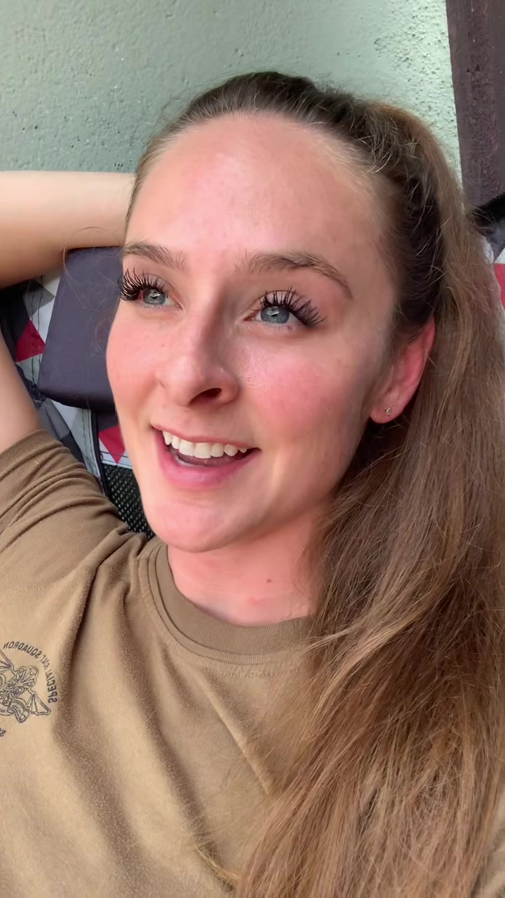@Victoria Elise