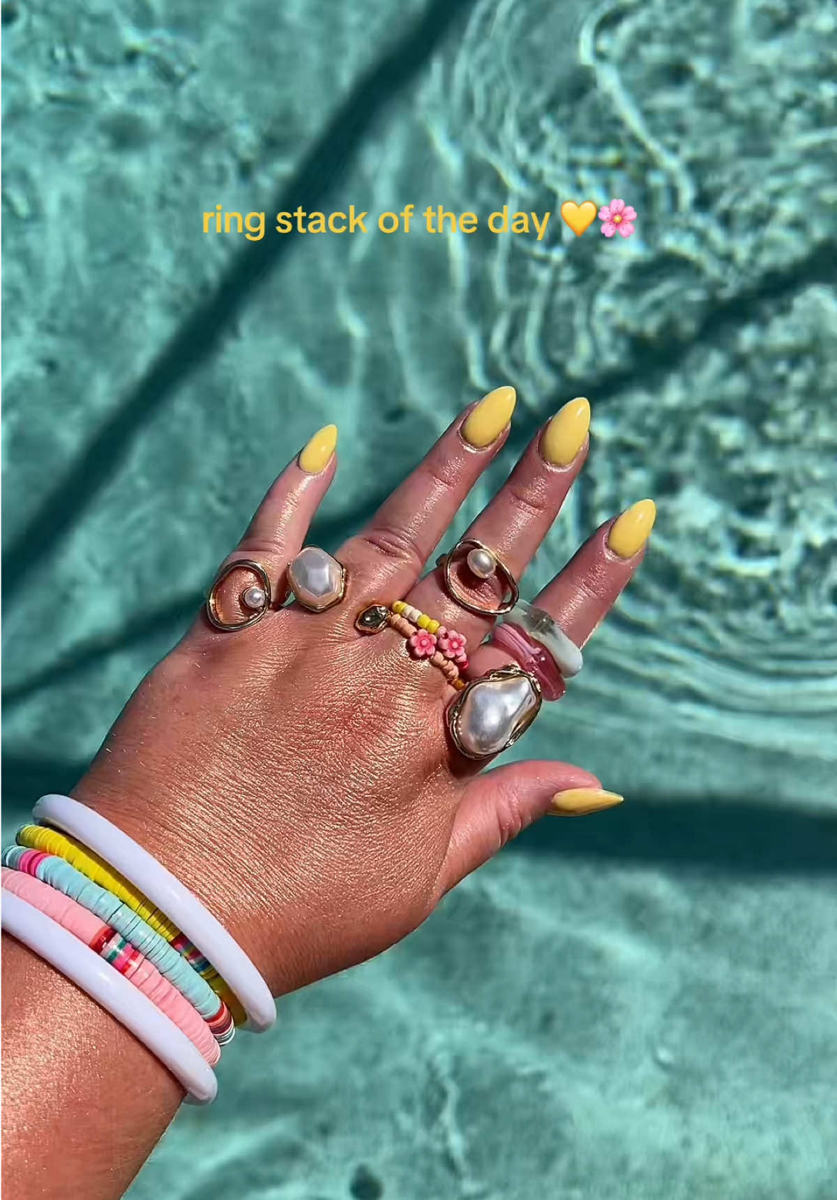 @𓇼 glenda | life by the sea 𓇼