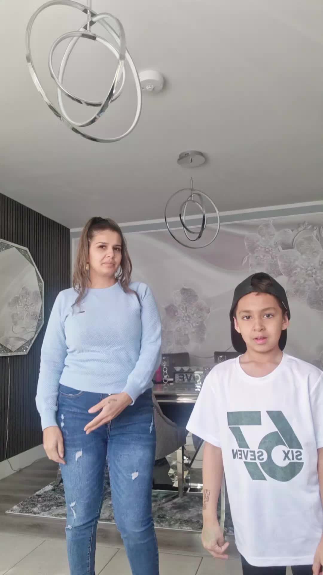 @🎀kamila🎀