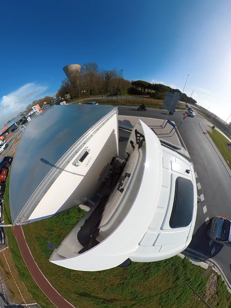 @UN ROUTIER