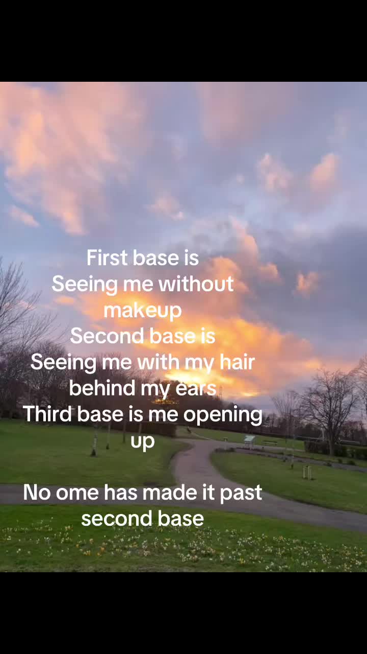@👩&zwj;❤️&zwj;💋&zwj;👩