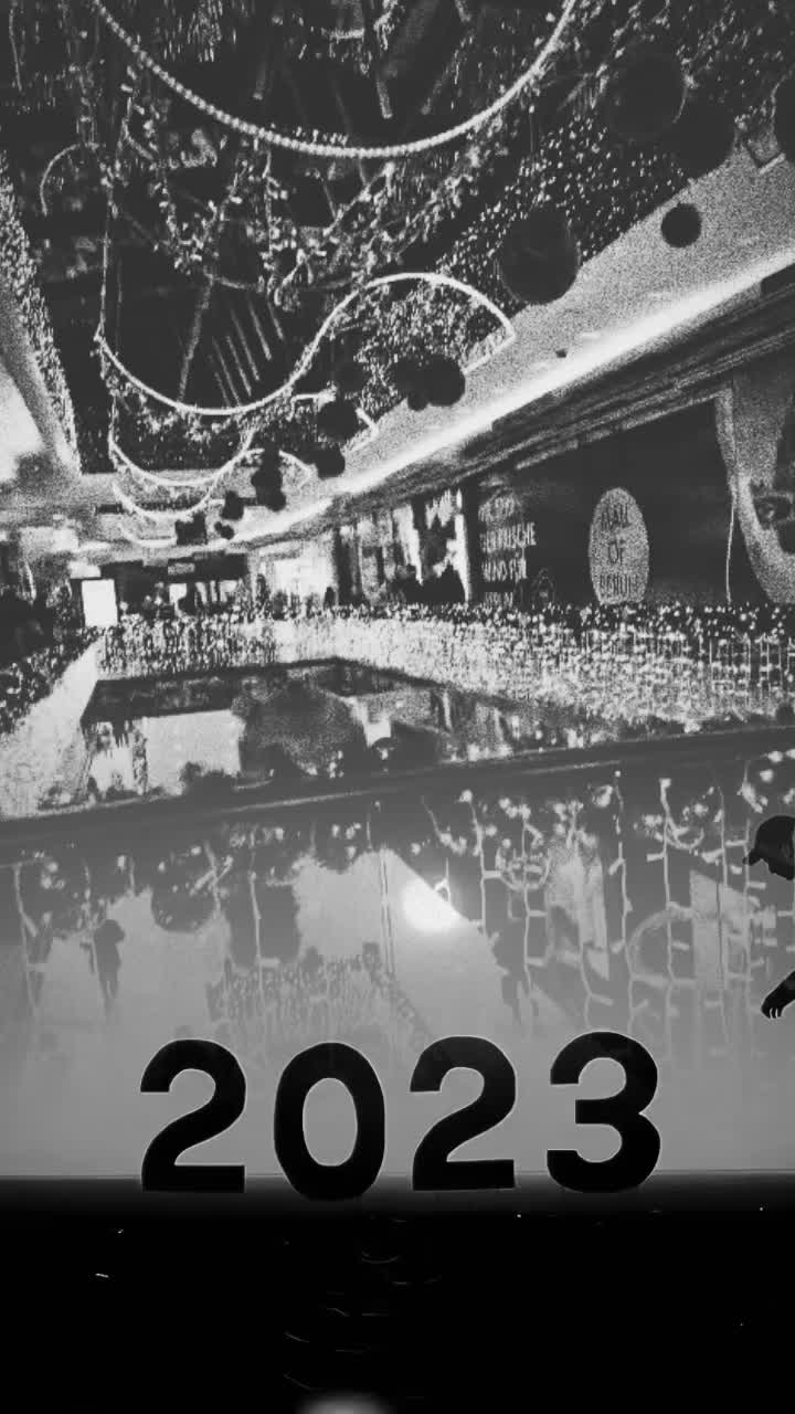 @عاشق الأغاني💔🫂🧚🏻♀️