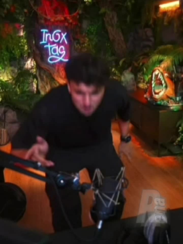 @rena🤎🦦