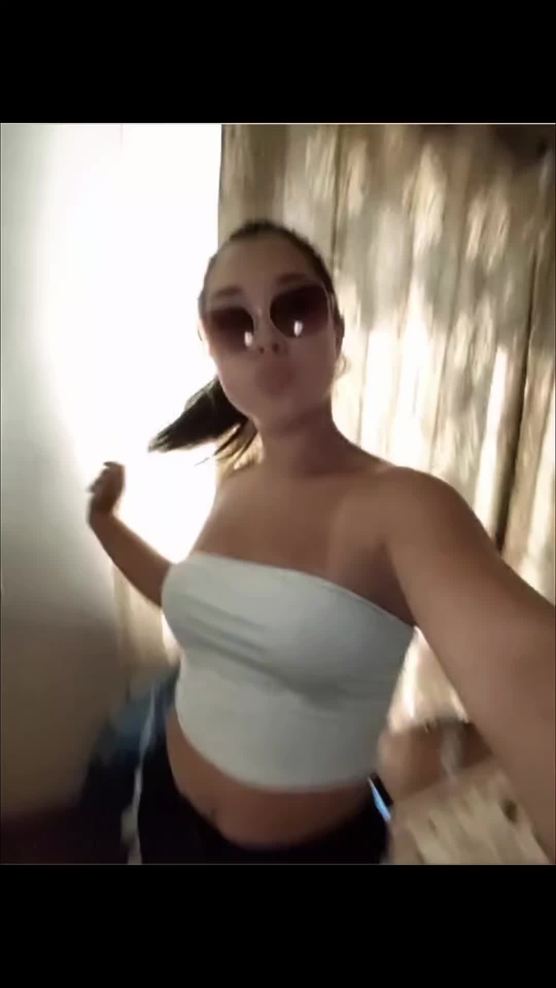 @🐍Laura🐍
