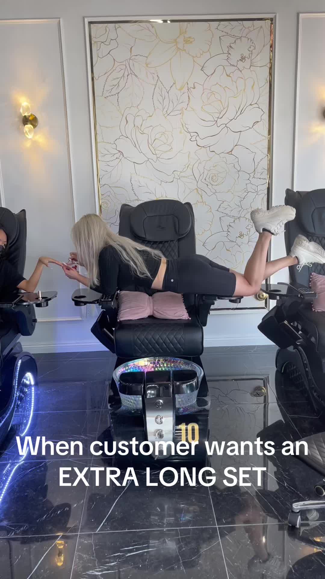 @Fleur Nail Spa