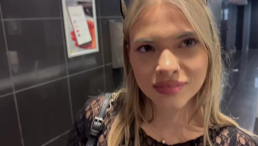 @Melanie🐉