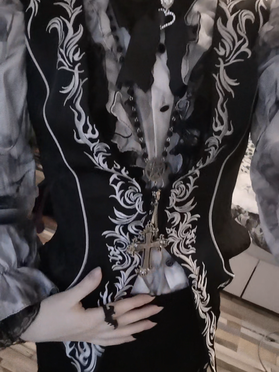 @⛧🦇🕸️🕷️Levi🕷️🕸️🦇⛧