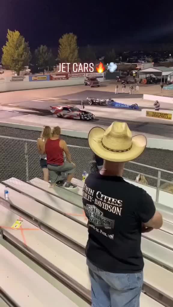@Drag Racing World