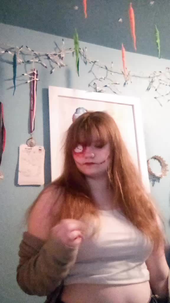 @{Weird_Cosplay}