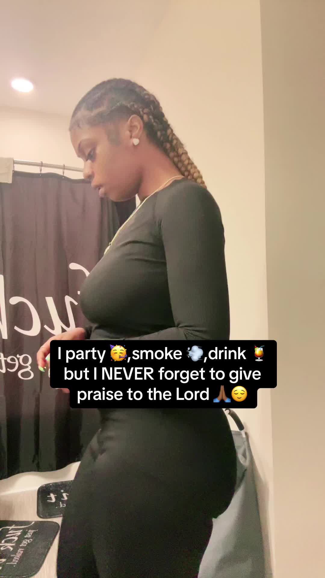 @HoodQueen24