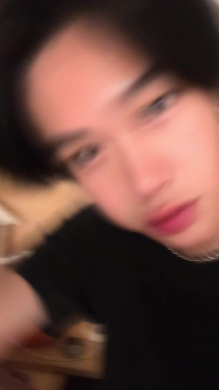 @이건우