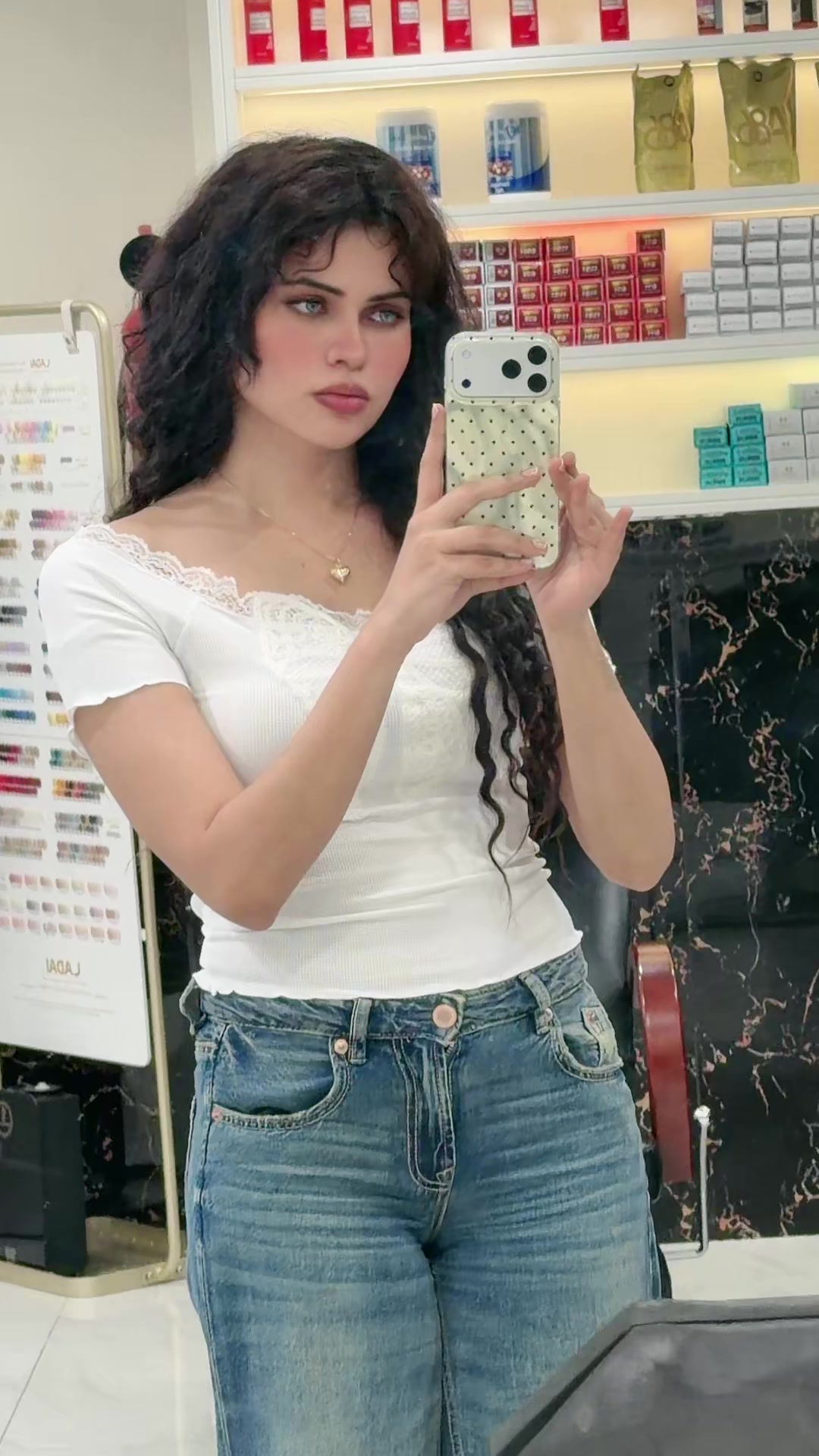 @AMO💎