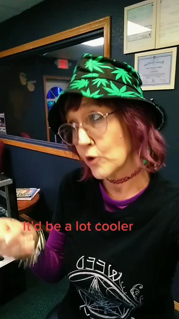 @MJ