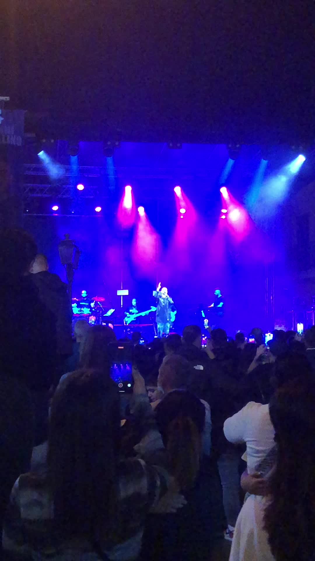@Annadascoli 🌹