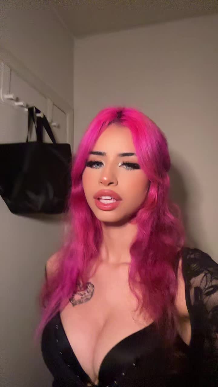 @T