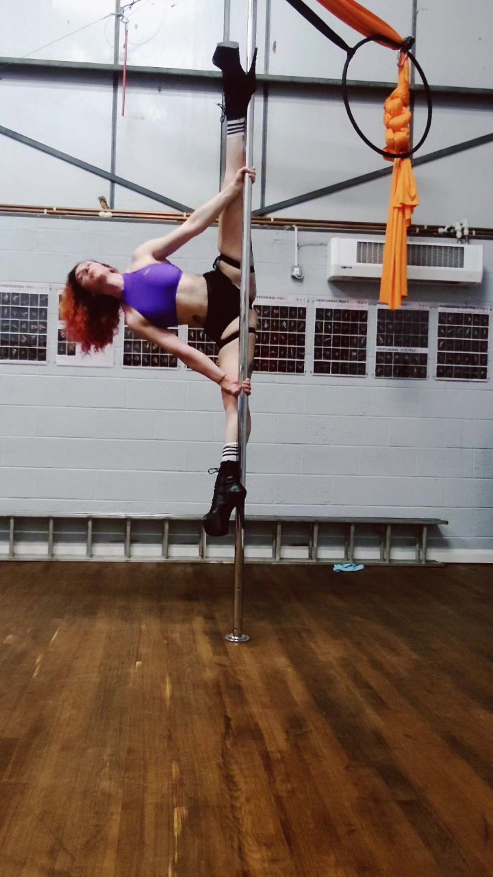 @CourtneyAnneAerial
