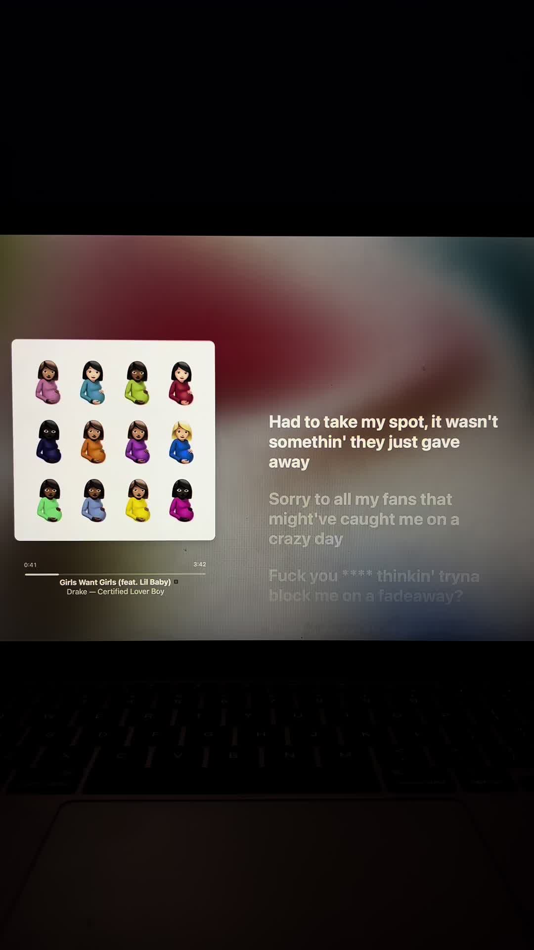 @🎧