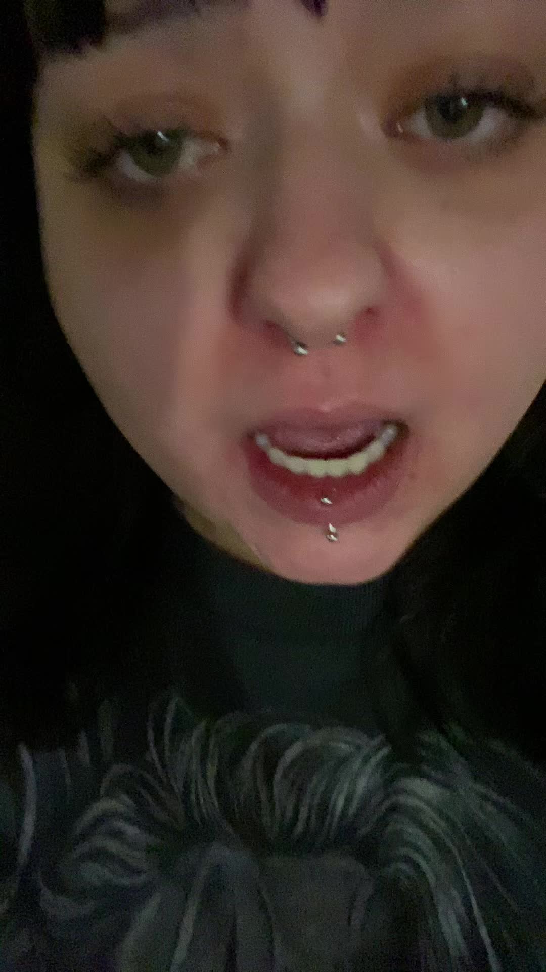 @g
