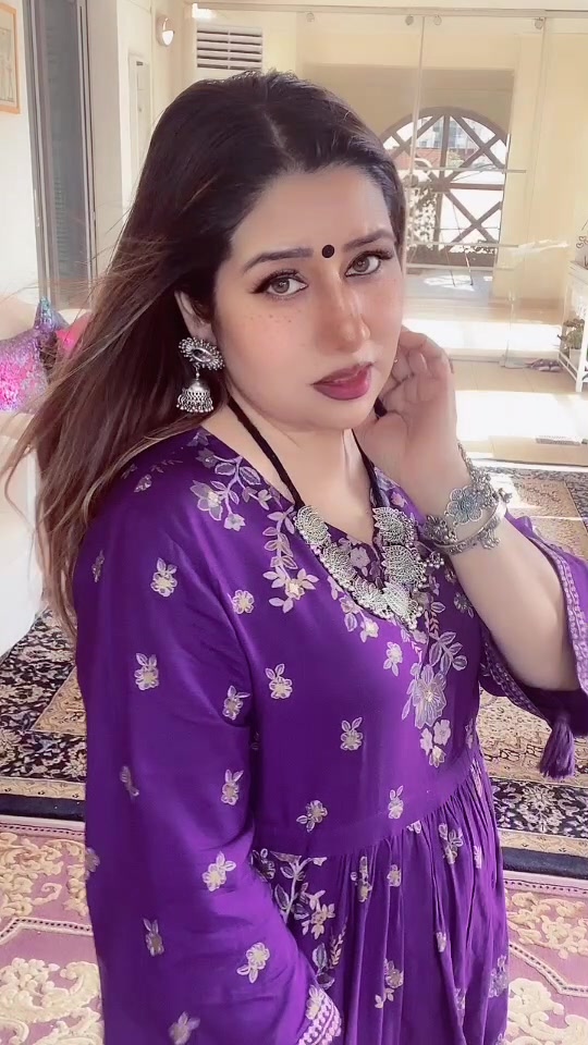 @Isha_Sharma