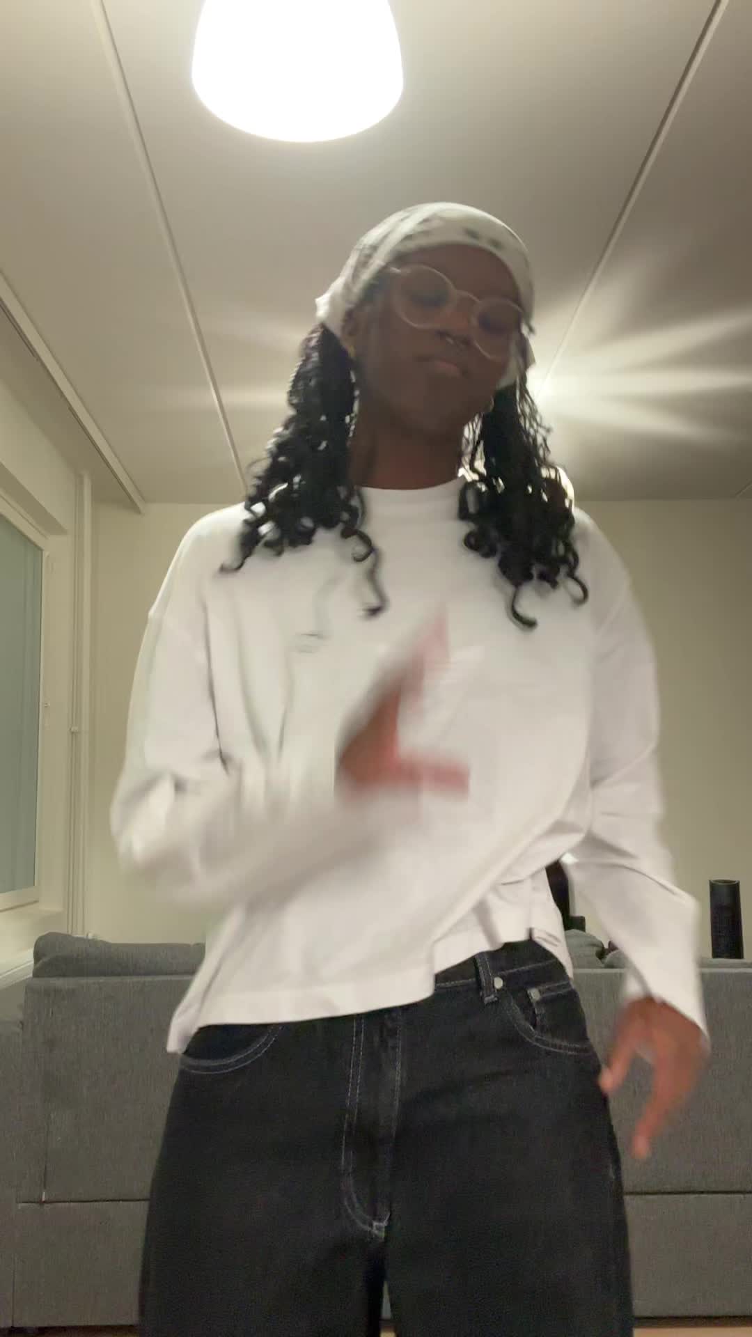 @Kiki