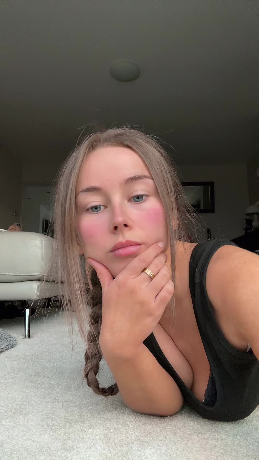 @serahb_
