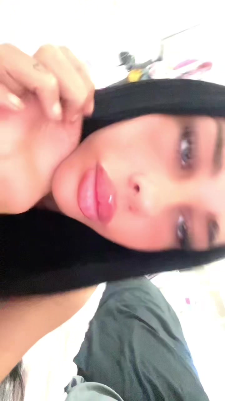 @Laylascottꨄ